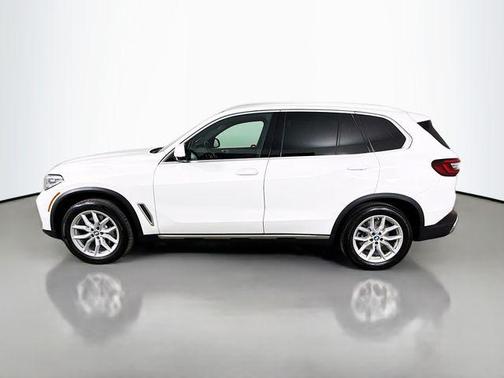 Alpine White 2021 BMW X5 xDrive40i