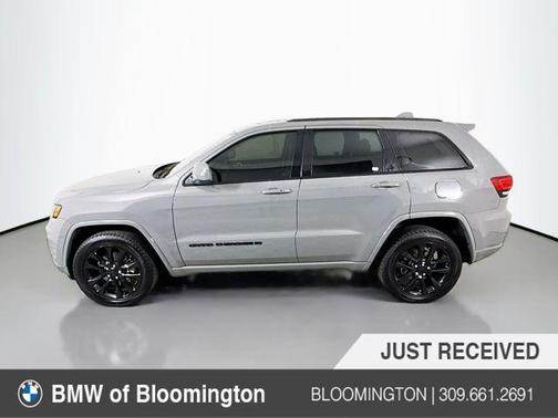 2022 Jeep Grand Cherokee Laredo