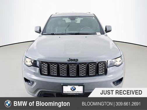 2022 Jeep Grand Cherokee Laredo