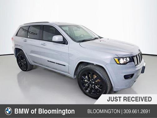 2022 Jeep Grand Cherokee Laredo