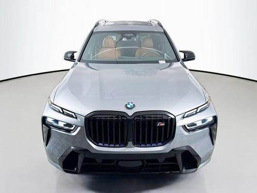 2026 BMW X7 M60i