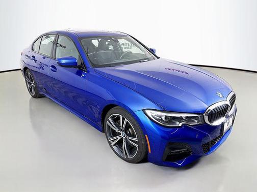 2022 BMW 330 xDrive