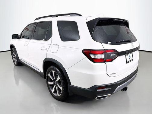 2023 Honda Pilot AWD Elite