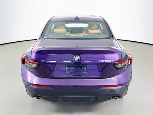 2025 BMW 230 i xDrive