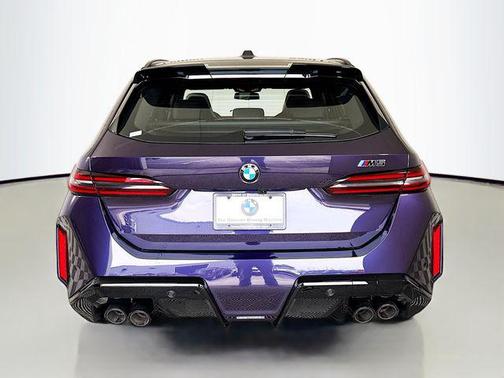 Special Order Color 2026 BMW M5 Base
