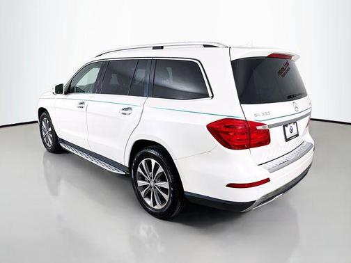 Diamond White Metallic 2015 Mercedes-Benz GL-Class 4MATIC