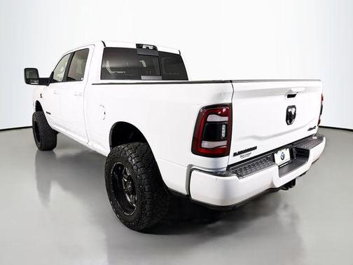 2024 RAM 3500 Laramie Crew Cab 4x4 6'4' Box