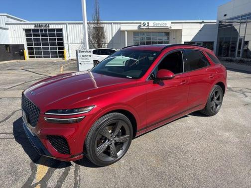 Mauna Red 2025 Genesis GV70 2.5T AWD
