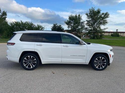 Bright White Clearcoat 2021 Jeep Grand Cherokee L Overland