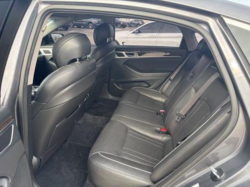 2015 Hyundai Genesis 3.8