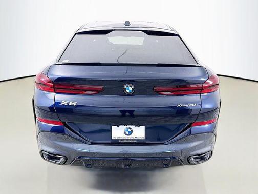 Carbon Black Metallic 2027 BMW X6 xDrive40i