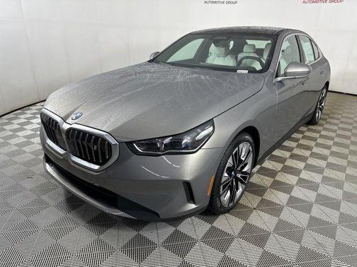 2025 BMW i5 xDrive40