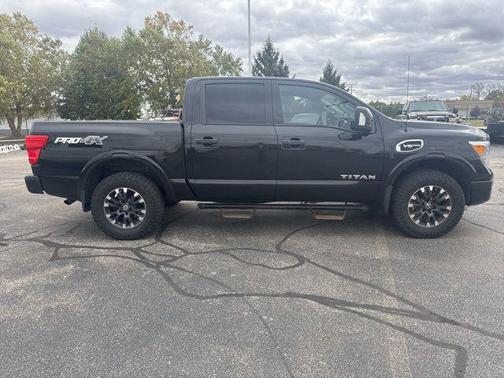 2017 Nissan Titan PRO-4X