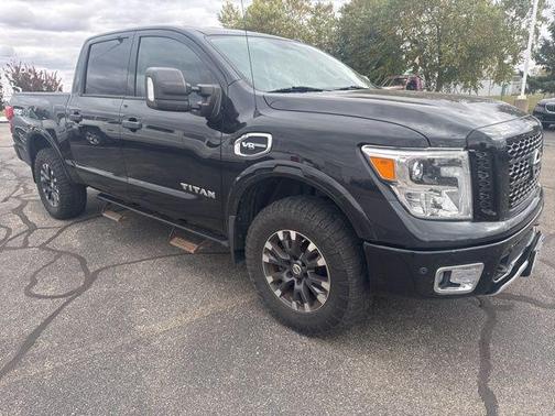 2017 Nissan Titan PRO-4X