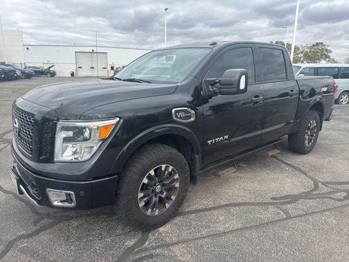 2017 Nissan Titan PRO-4X