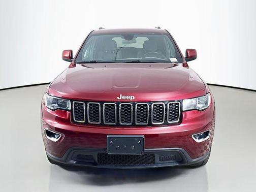 2020 Jeep Grand Cherokee Laredo