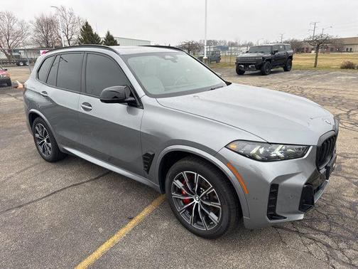 2025 BMW X5 M60i