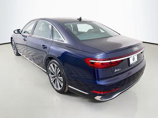 2023 Audi A8 L 55 TFSI quattro Tiptronic