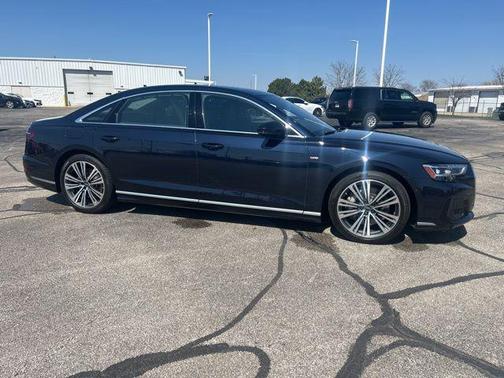 2023 Audi A8 L 55 TFSI quattro Tiptronic