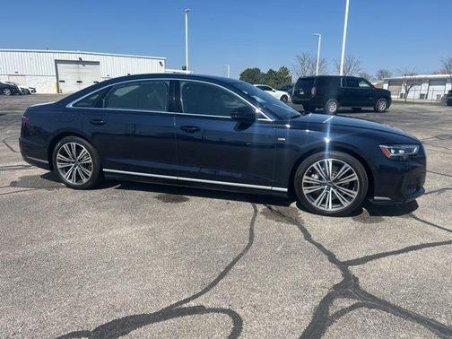 2023 Audi A8 L 55 TFSI quattro Tiptronic