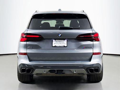 2024 BMW X5 M60i