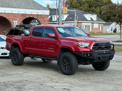 2017 Toyota Tacoma SR5