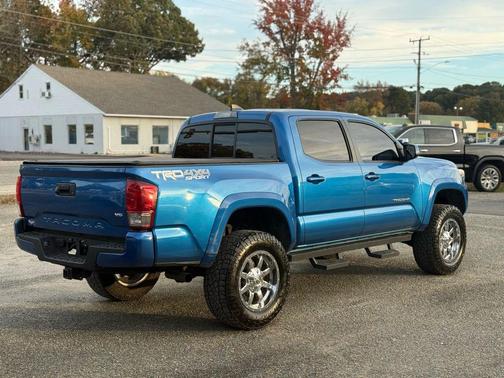 2016 Toyota Tacoma TRD Sport