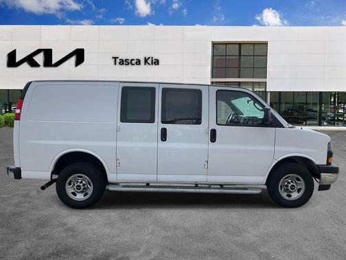 2023 GMC Savana 2500 Work Van
