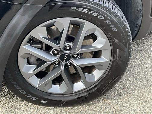 2023 Kia Telluride LX