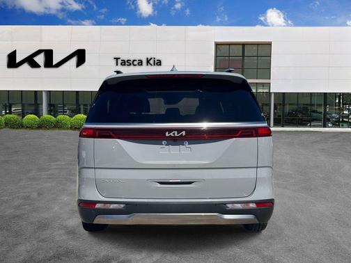 Ceramic Silver 2023 Kia Carnival SX Prestige
