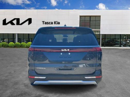 Panthera Metal 2024 Kia Carnival LX