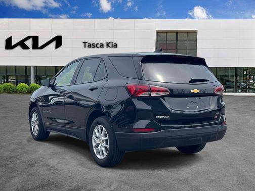 Mosaic Black Metallic 2024 Chevrolet Equinox LS