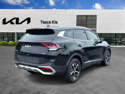 Ebony Black 2024 Kia Sportage EX