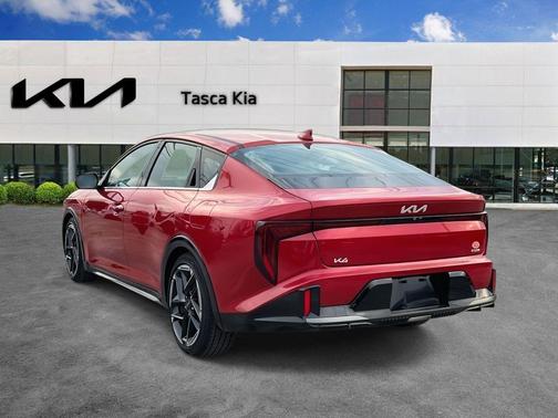 2025 Kia K4 GT-Line