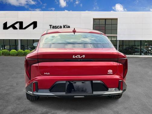 2025 Kia K4 GT-Line