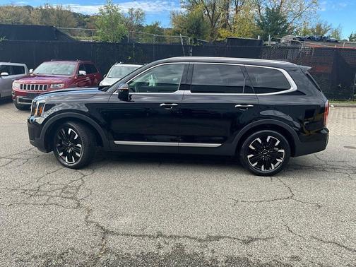 2023 Kia Telluride SX