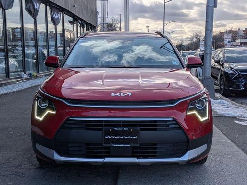 2023 Kia Niro EX