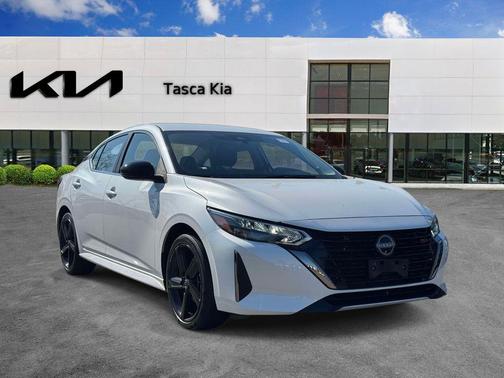 Aspen White Tricoat 2024 Nissan Sentra SR