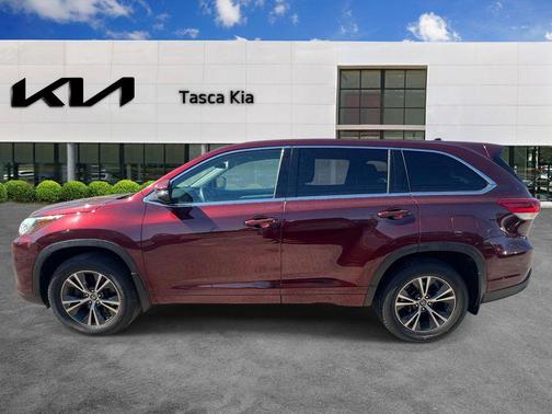 Ooh La La Rouge Mica 2018 Toyota Highlander LE Plus