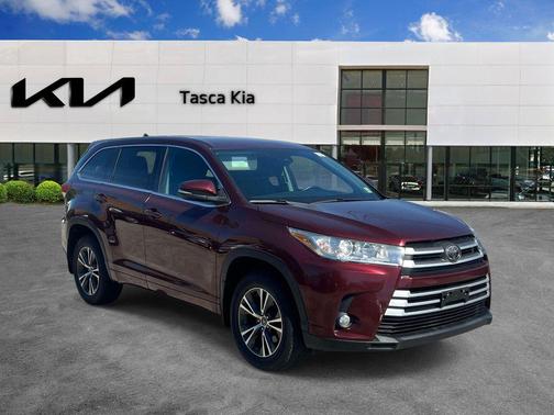 Ooh La La Rouge Mica 2018 Toyota Highlander LE Plus