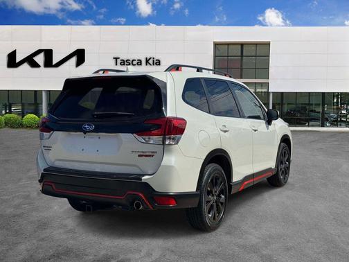 Crystal White Pearl 2020 Subaru Forester Sport