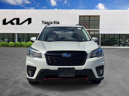 Crystal White Pearl 2020 Subaru Forester Sport