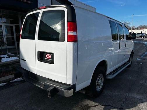 2023 Chevrolet Express 2500 RWD 2500 Regular Wheelbase WT