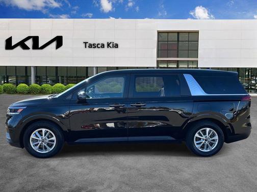 2022 Kia Carnival LXS
