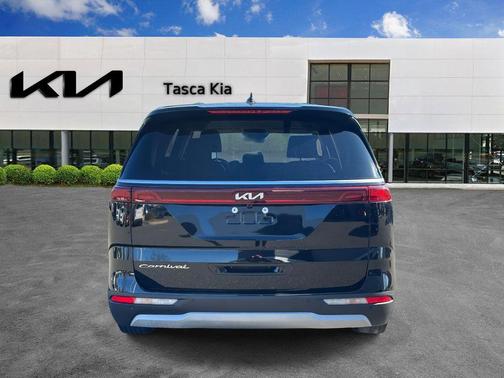 2022 Kia Carnival LXS