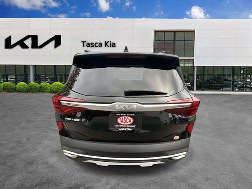 2023 Kia Seltos S