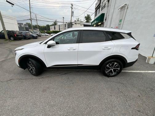 2025 Kia Sportage EX