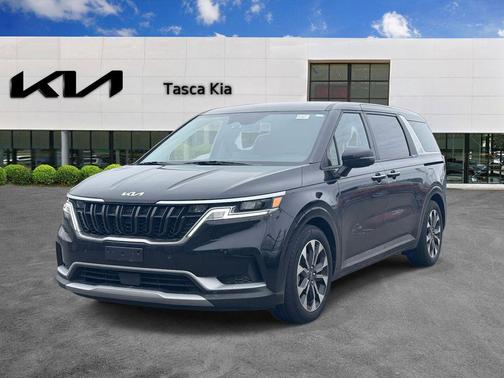 2023 Kia Carnival EX