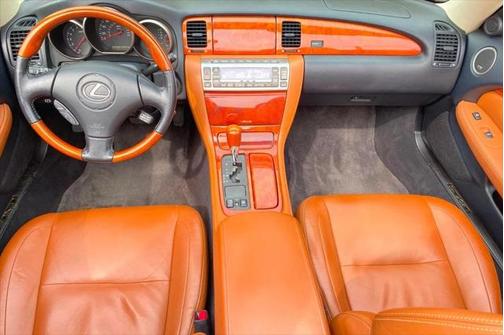 2004 Lexus SC 430 Base