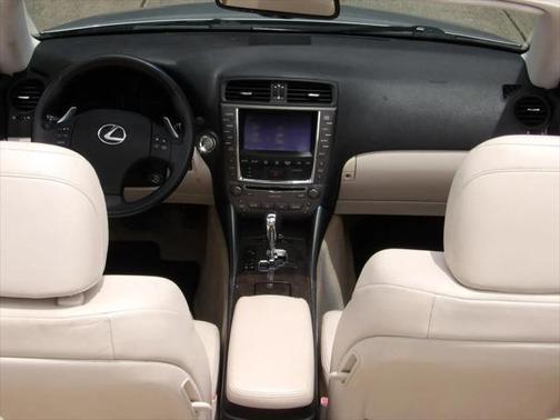 2010 Lexus IS 250C Base